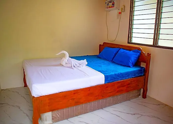 Voz Front Hotel Oslob